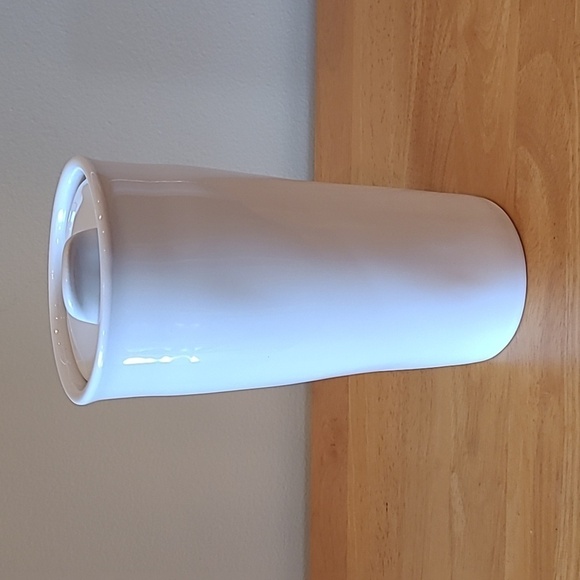 RAE DUNN 'GRADUATE' Artisan Collection White Ceramic Travel Tumbler Mug With Lid - Picture 5 of 14